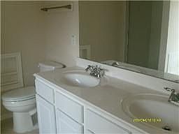 4th image of 1727 Adriana Ln