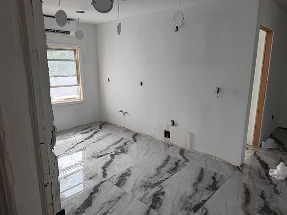 2nd image of 230 Lawrence Ave #2B