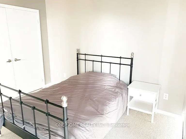 38 Grenville St #3502 — Photo 10