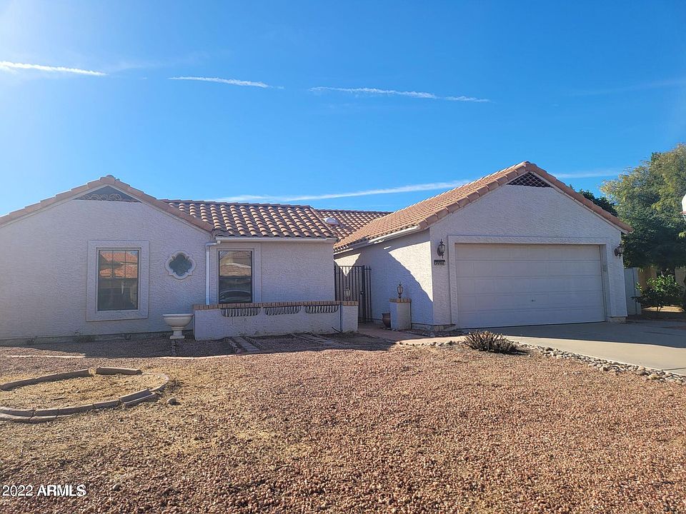 1st image of 5707 E Paradise Ln