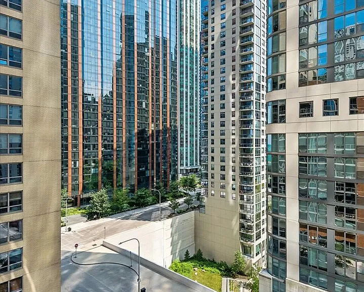 420 E Waterside Dr #807 — Photo 22