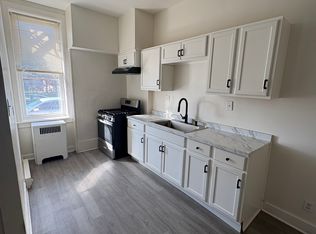 1602 Regina St #1, Harrisburg, PA 17103