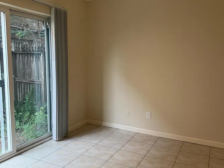 6402 Del Monte Dr #60 — Photo 5