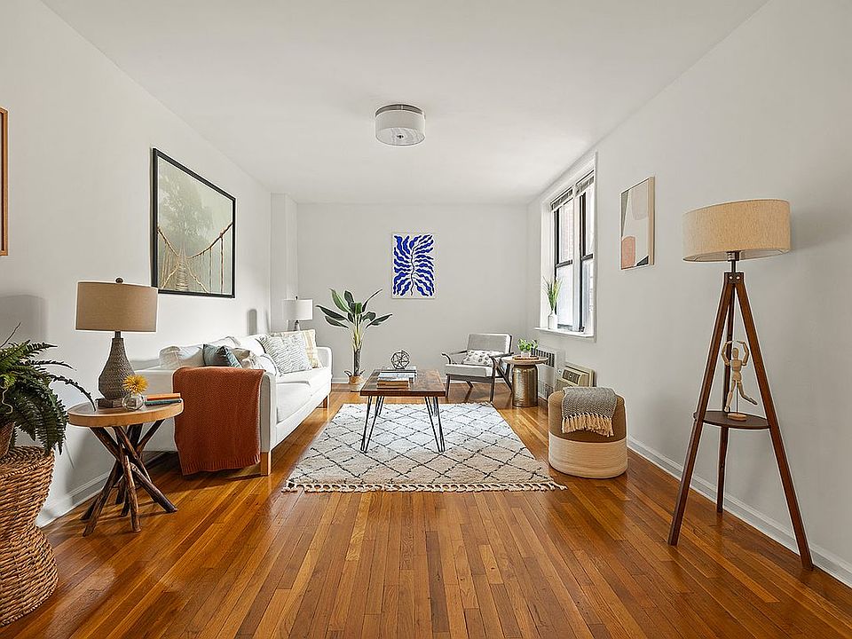 1st image of 345 Webster Ave APT 4G