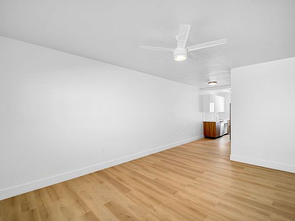 2nd image of 1044 Pennsylvania Ave APT 11