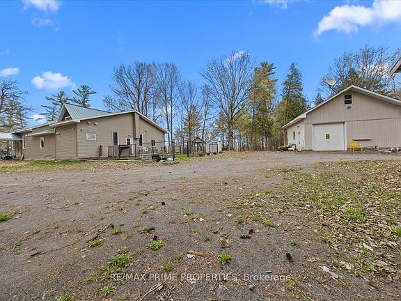 5th image of 517 Wilson Rd