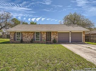 6411 Ridge Village Dr, San Antonio, TX 78233