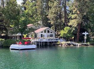 358 S Hidden Cove Rd, Coeur D Alene, ID 83814