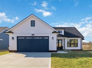 120 Hawk Ln, Mount Sterling, KY 40353