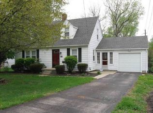 88 S 11th Ave, Beech Grove, IN 46107