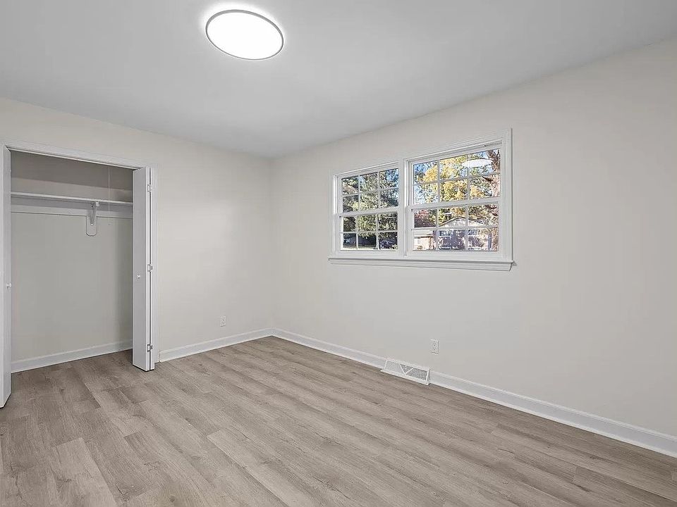 Room 1 (currently occupied)