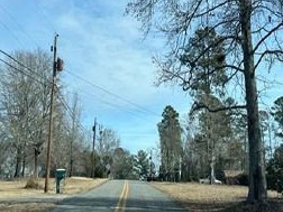 Exterior Neighborhood (street photo)