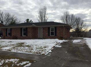 374 Princess Cir, Versailles, KY 40383