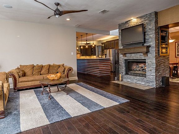 008_2018-10-11_3491-Courtyard-Cir_MLS.jpg