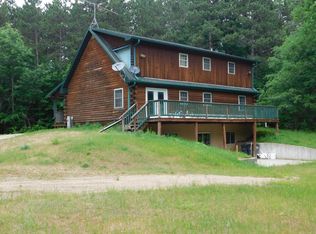 N2550 County Rd S, Clintonville, WI 54929