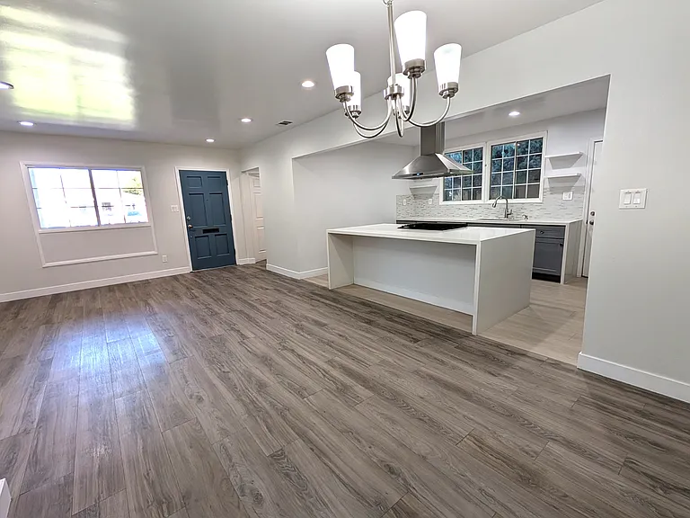 12602 Foxley Dr — Photo 11