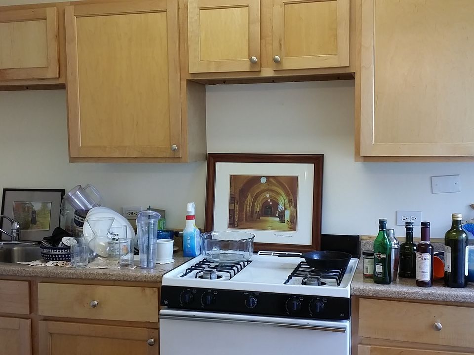 1st image of 328 S Maple Ave APT 3G