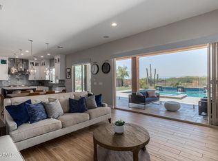 22922 N 45th Pl, Phoenix, AZ 85050