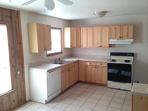 4th image of 4428 McKibben St