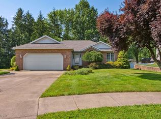 215 Bailey Ct, Doylestown, OH 44230