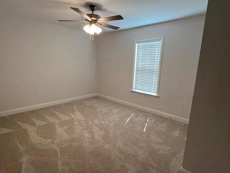 3912 Duke Ct — Photo 13