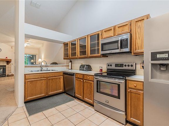 4th image of 12727 Wood Trail Blvd