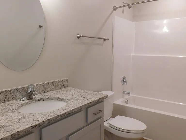 710 N B St #B — Photo 31