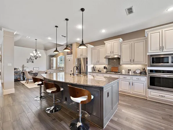 2922 Wimberly Knoll Lane, Richmond, TX 77406