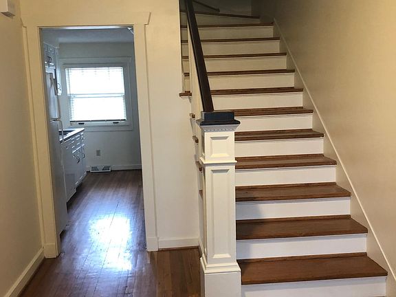 2nd image of 536 Pierce Ave