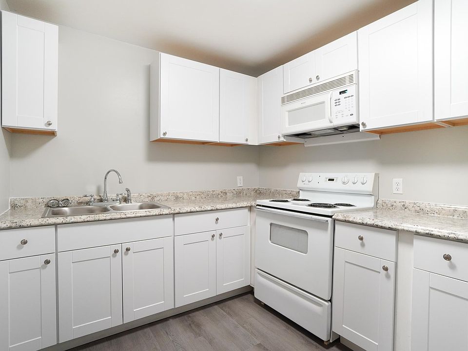 1st image of 7141 Merrimac Trl #13