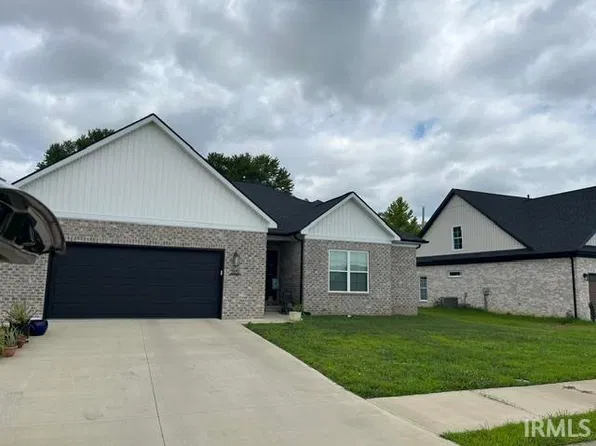 3557 Sand Dr, Newburgh, IN 47630