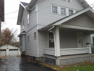 3rd image of 583 Miami St