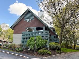 1175 Chestnut St APT 12, Newton, MA 02464