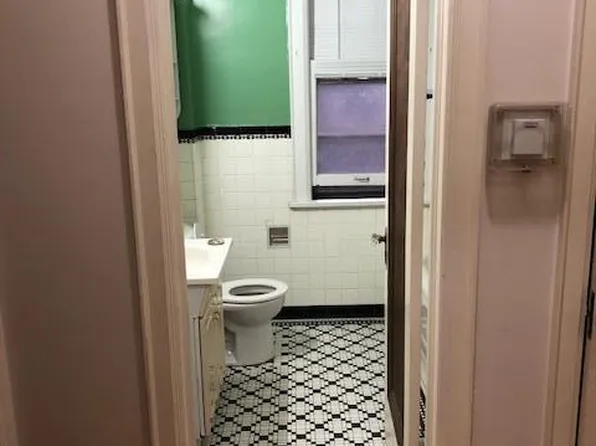 3347 Harney St APT 8, Omaha, NE 68131