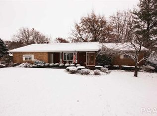 202 S 4th St, Dunlap, IL 61525