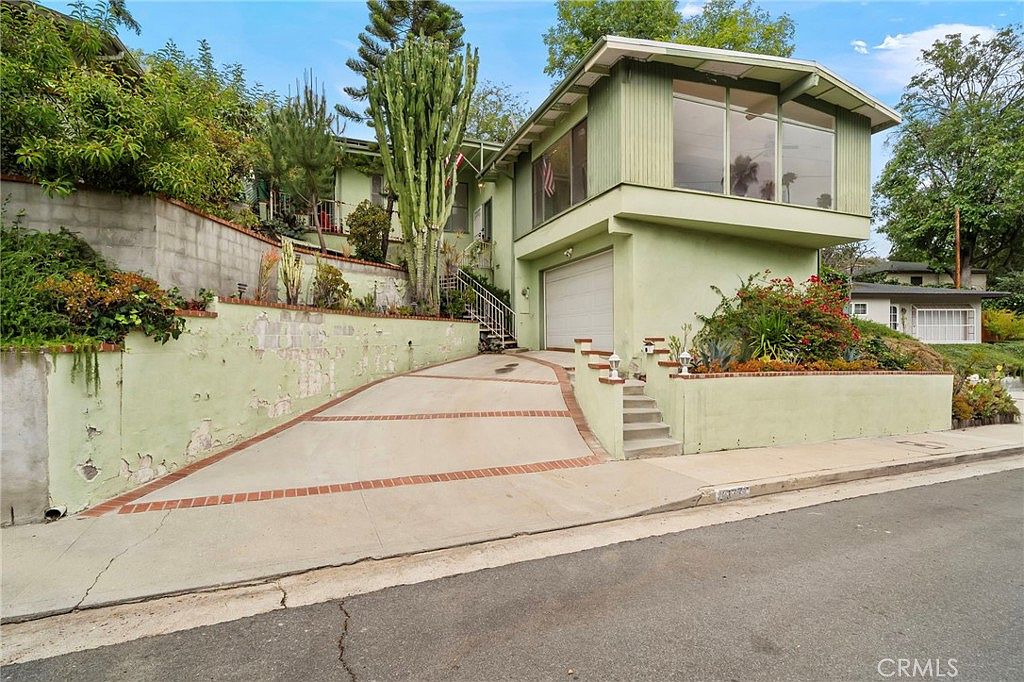 rommit出品でございます 2677 Saxon Dr, Los Angeles, CA 90065 | Zillow