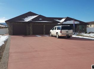 4405 E 21st St, Casper, WY 82609
