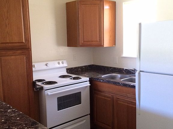 2nd image of 1910 W South St APT 5