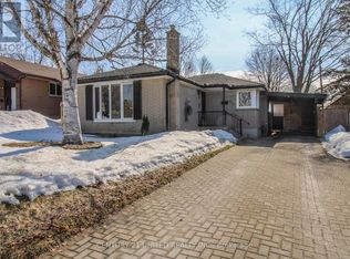 953 Oriole Dr #5, Peterborough, ON K9H 6K6