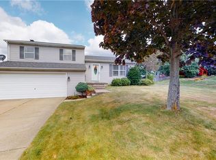 4053 Amherst Rd, Erie, PA 16506