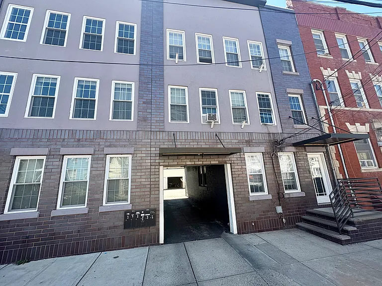 17 Cleveland Ave #2 — Photo 1