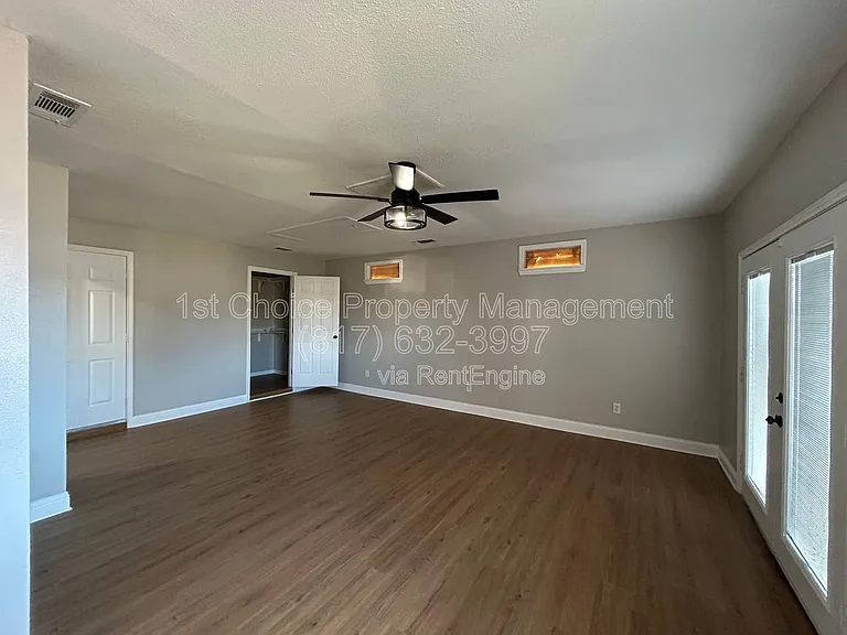 5929 Gayle Dr — Photo 12
