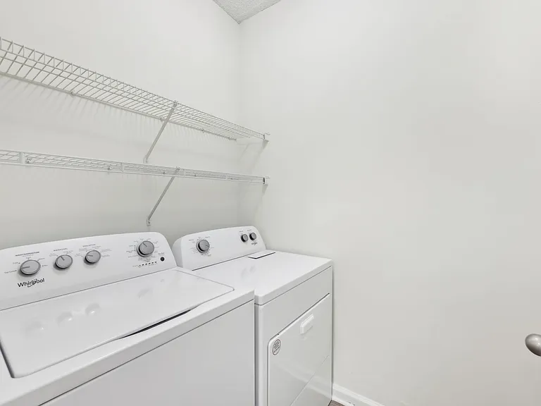 4305 Paxton Ln SW — Photo 17