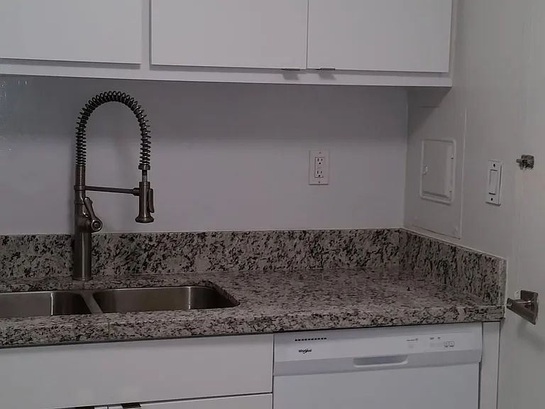 3301 NE 5th Ave #6 — Photo 13