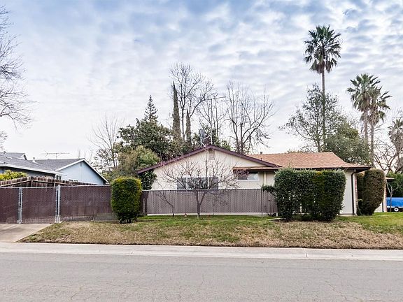 4th image of 6801 Ashfield Way