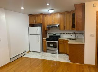61-19 185th St #1, Fresh Meadows, NY 11365