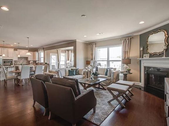 5th image of 1108-1108 Brixworth Dr