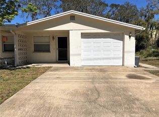 500 Meres Blvd APT B, Tarpon Springs, FL 34689