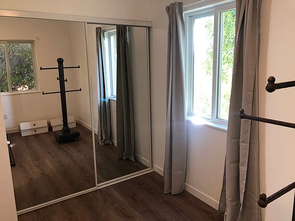 3rd image of 5174 College Gardens Ct