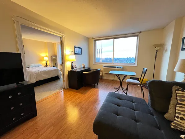 118-17 Union Tnpk image 1 of 27